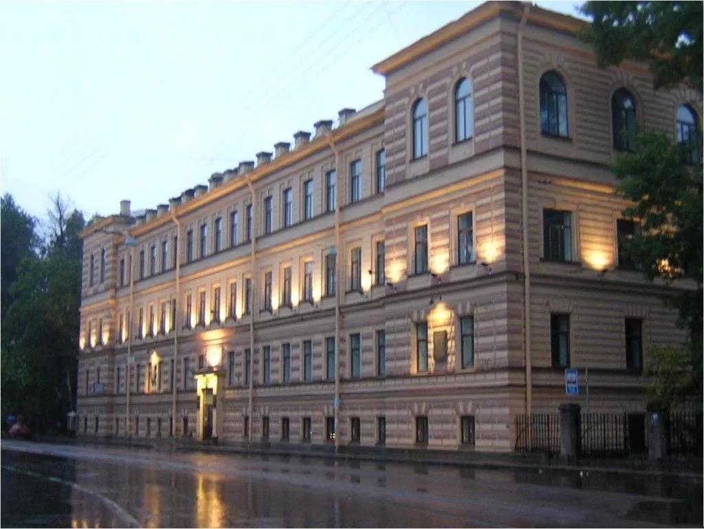 圣彼得堡巴浦洛夫国医科大学.jpg 圣彼得堡巴浦洛夫国医科大学.jpg
