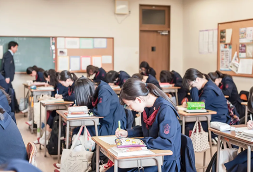 日本语言学校一年学费.png