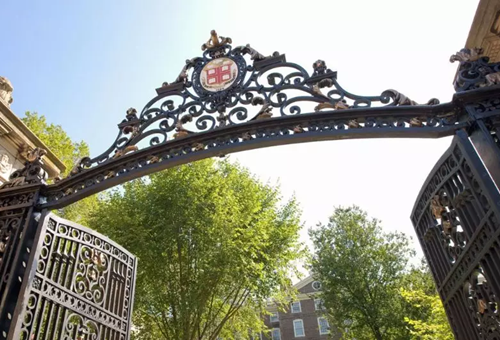 布朗大学相当于国内什么大学.png